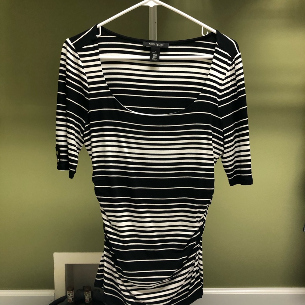 Black House/White Market Top